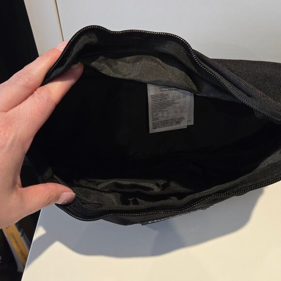 Hurley black belt bag Large with back padding - Picture 2 of 6